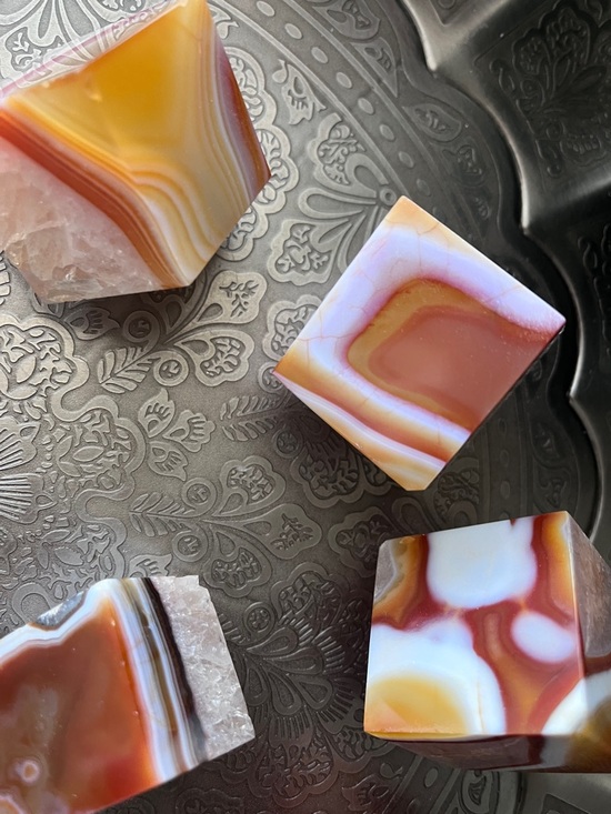 Carnelian cube - Picture 3 of 7